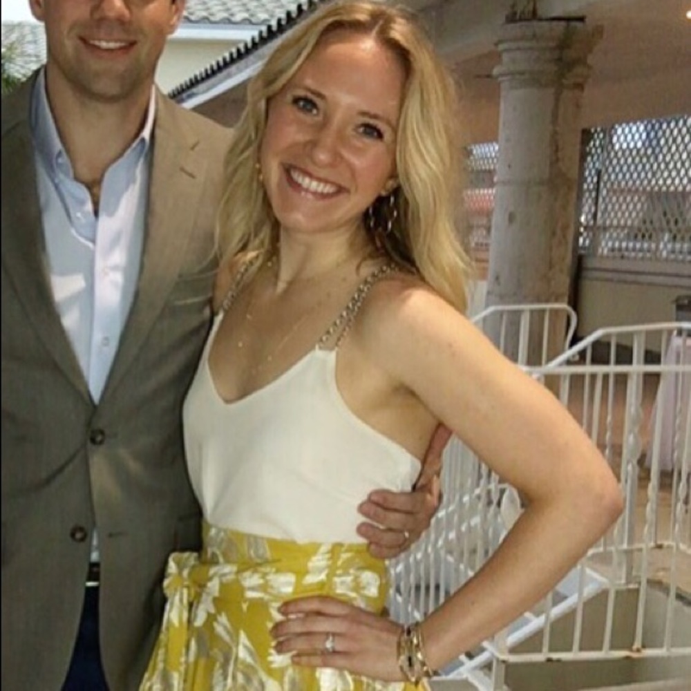 Meet your Posher, Charis